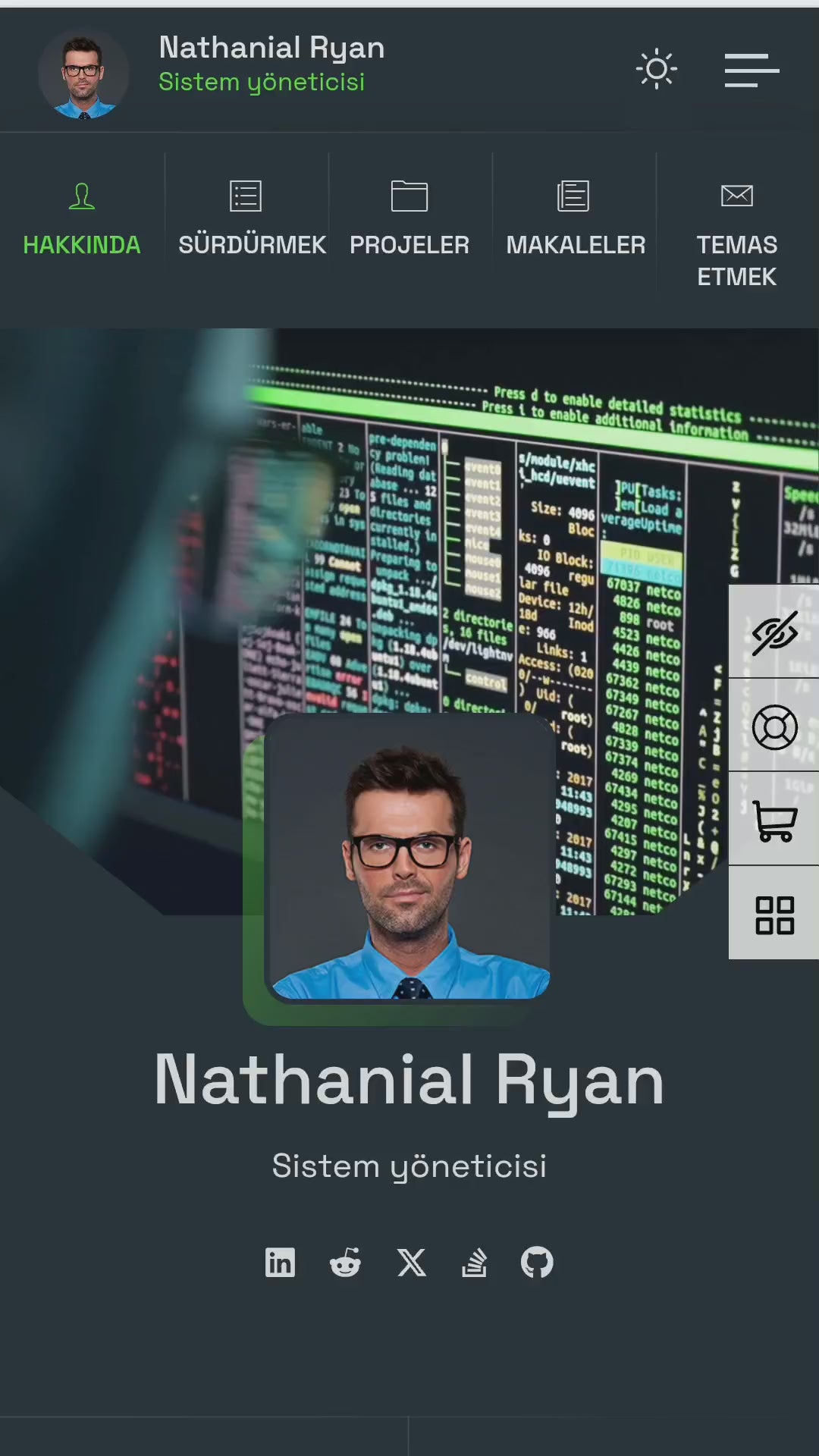 RyanCV - Kişisel Portföy Özgeçmiş Teması